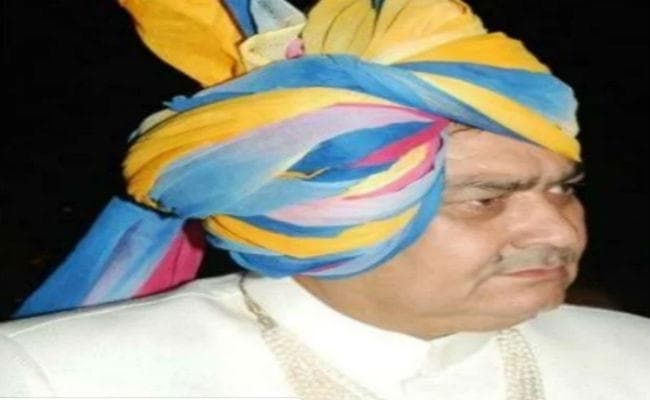 हेमामालिनी के बाद रालोद प्रत्याशी भी मथुरा में आचार संहिता उल्लंघन में फंसे