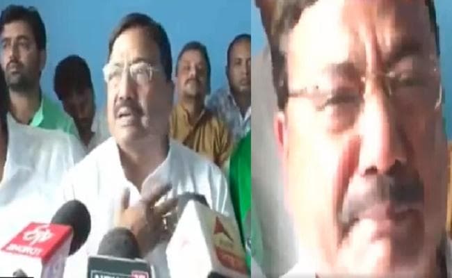 आरजेडी नेता विनोद श्रीवास्तव की आंखों से छलक गया टिकट नहीं मिलने का दर्द, खबू रोये और कहा...