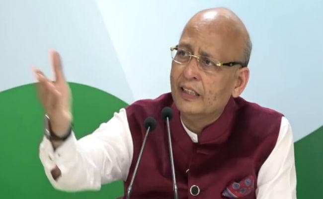 कांग्रेस का आरोप : मोदी सरकार ने बट्टे खाते में डाले अपने पूंजीपति मित्रों के 5.5 लाख करोड़ रुपये
