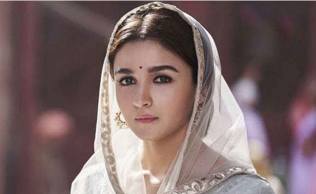 अब हॉलीवुड में काम करना चाहती हैं आलिया भट्ट