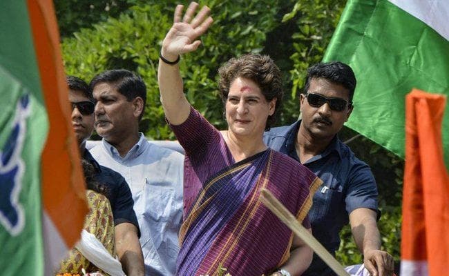 प्रियंका का भाजपा पर तीखा हमला, कहा - संविधान को नष्ट करने की कोशिशें हो रही