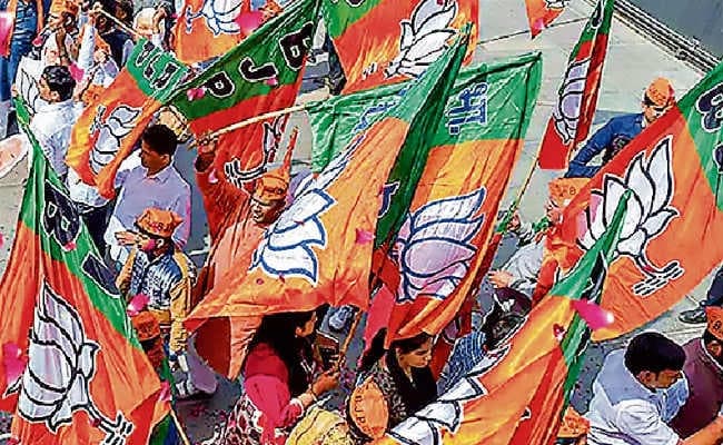 भाजपा की 20वीं सूची : बेटे को टिकट, पिता की केंद्रीय मंत्री पद से इस्तीफे की पेशकश