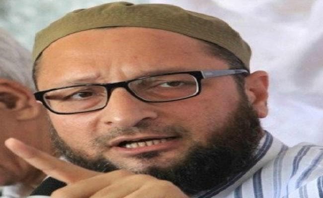 कांग्रेस, मुसलमानों को भाजपा का डर दिखा कर वोट मांग रही : असदुद्दीन ओवैसी