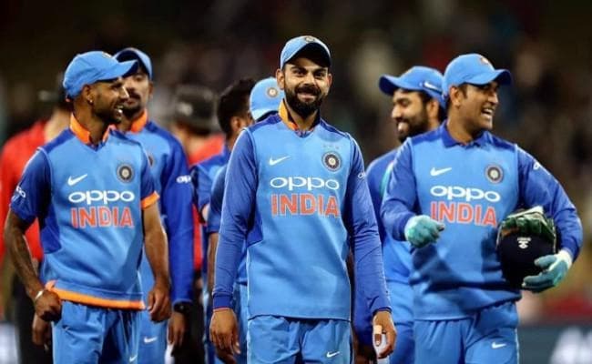 जानें क्या है विश्व कप टीम की खूबियां, क्यों मध्यक्रम पर उठाया जा रहा है सवाल? जानें क्या है विश्व कप टीम की खूबियां, क्यों मध्यक्रम पर उठाया जा रहा है सवाल?