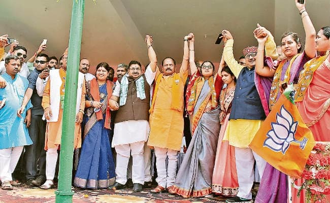 गिरिडीह : अन्नपूर्णा के समर्थन में आयोजित चुनावी सभा में सीएम ने कहा, वंशवाद की राजनीति कर रही कांग्रेस