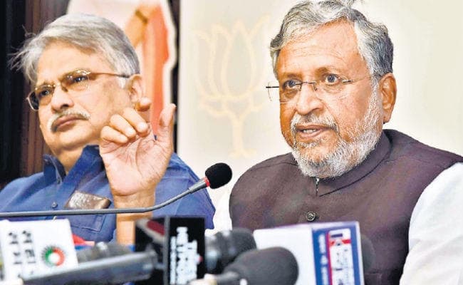 पटना : सीबीआइ से बचने के लिए भाजपा से हाथ मिलाने को तैयार थे लालू प्रसाद : सुशील कुमार मोदी