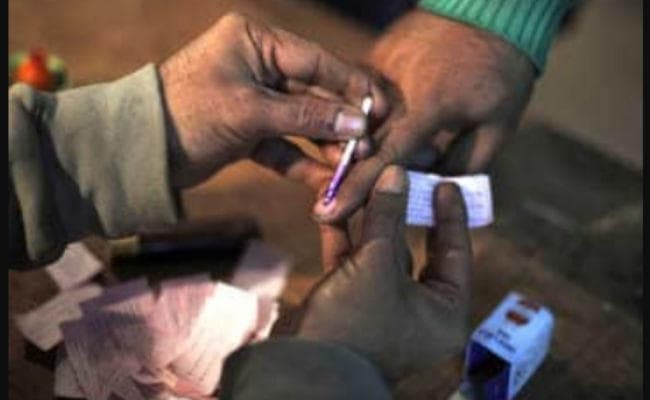 लोकसभा चुनाव 2019 : छत्‍तीसगढ़ में मतदान कर्मचारी की दिल का दौरा पड़ने से मौत