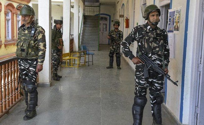 श्रीनगर लोकसभा सीट के 90 मतदान केंद्रों पर किसी ने नहीं डाला वोट