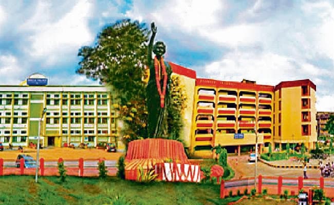 पटना : आइजीआइएमएस में आज बीओजी की बैठक, डॉक्टरों की उम्र सीमा बढ़ाने पर आज हो सकता है फैसला