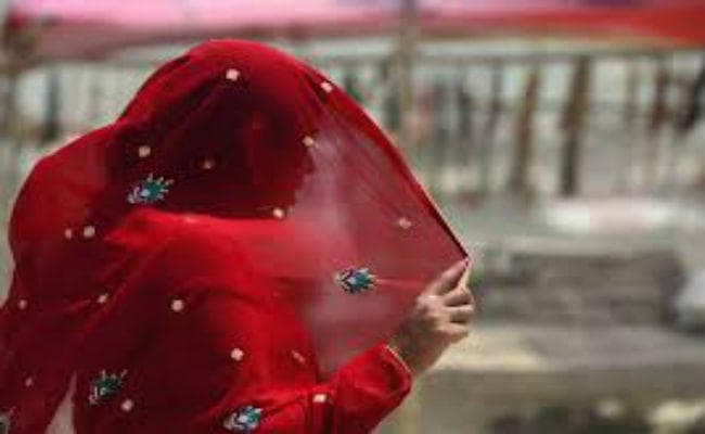 रामगढ़ :ससुरालवालों पर चल रहा बहू की हत्या का केस, छह साल बाद जीवित निकली विवाहिता