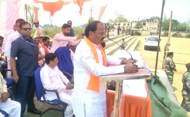 गुमला में बोले मुख्‍यमंत्री रघुवर - महागठबंधन यानि चोर-चोर मौसेरे भाई