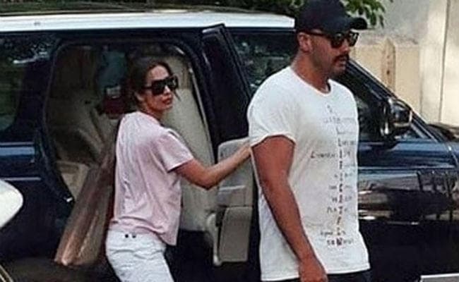 मलाइका अरोड़ा और अर्जुन कपूर इसलिए गये थे लीलावती अस्पताल, शादी से पहले यह होता है जरूरी