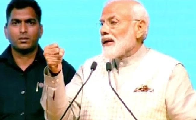 व्यापारियों के सम्मेलन में बोले पीएम मोदी, मालिक नहीं सेवक हूं, हिसाब देने आया हूं