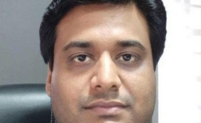 पश्चिम बंगाल में निर्वाचन आयोग का नोडल अधिकारी लापता