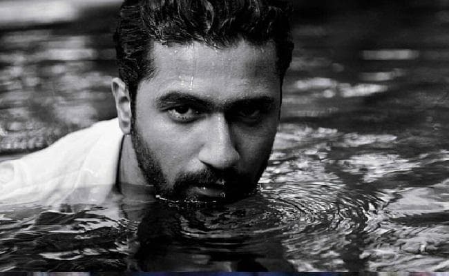 अभिनेता विक्की कुशाल  हुये चोटिल लगे 13 टांके