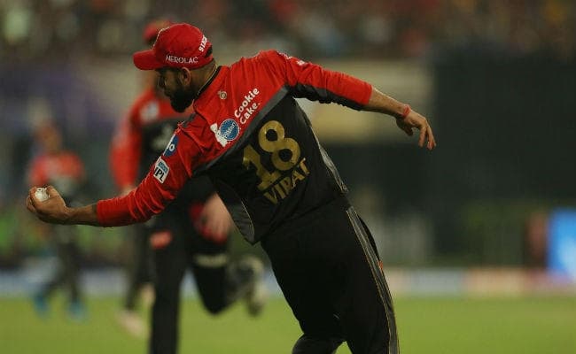 बोले कोहली- मैंने डिविलियर्स से कहा था कि अगर हम जीते तो मैं तुम्हे झप्पी दूंगा