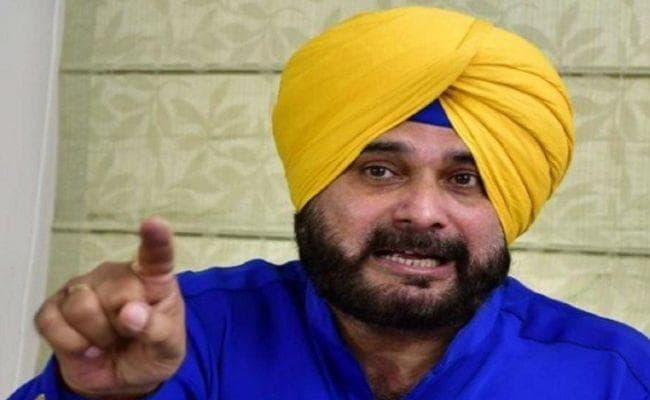 प्रधानमंत्री मोदी हैं ‘देश विरोधी'', निजी कंपनियों को फायदा पहुंचाया: सिद्धू