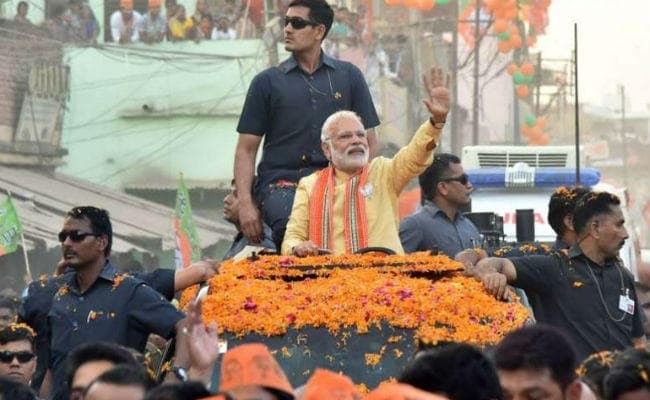 रांची : एयरपोर्ट से बिरसा चौक तक पीएम मोदी का रोड शो, सुरक्षा- व्यवस्था को लेकर पहुंचे एसपीजी के अधिकारी