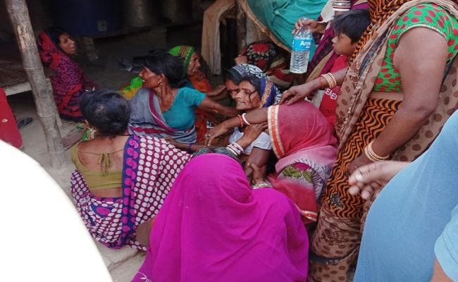 जेठानी ने देवरानी को कुदाल से काट कर मार डाला