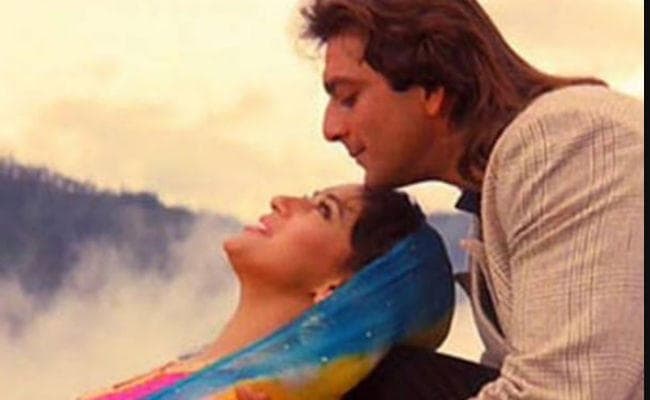 माधुरी दीक्षित और संजय दत्‍त के रिश्‍ते को लेकर डायरेक्‍टर ने कही थी ये बड़ी बात