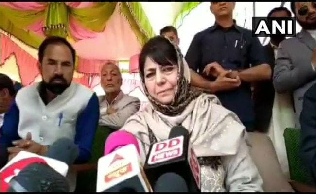 पीएम मोदी के बयान पर बोलीं महबूबा, एटम बम ईद के लिए तो उन्होंने भी नहीं रखा