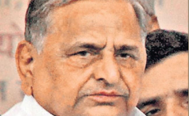 मैनपुरी : मुलायम के आखिरी चुनाव में भाजपा का इम्तिहान, इस बार कांग्रेस ने नहीं उतारा है प्रत्याशी