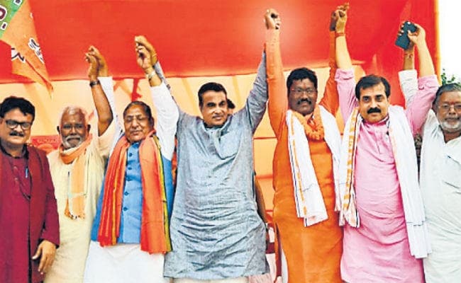 दरभंगा व मधुबनी में बोले नितिन गडकरी, कांग्रेस ने नारा दिया, पर मोदी ने गरीबी हटायी