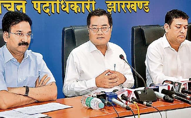 लोकसभा चुनाव : तीन लोकसभा सीटों के लिए नामांकन शुरू, चौथे चरण के लिए अधिसूचना हुई जारी