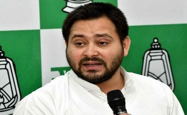 CM नीतीश के बयान पर तेजस्वी का सवाल, कहा- बताएं, किस बात की मांग रहे हैं मजदूरी