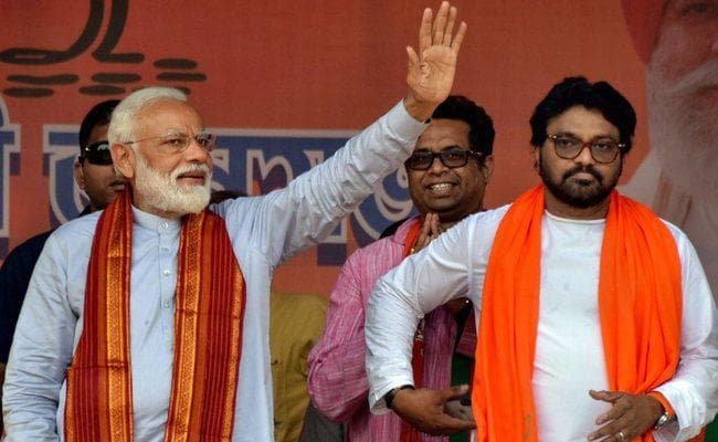 मोदी का ममता पर तीखा हमला, कहा - ...तो चिटफंड घोटाले के पैसे से खरीद लेतीं PM की कुर्सी