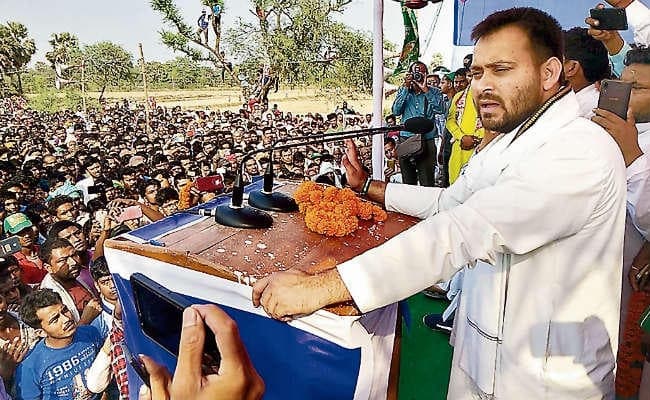 बेगूसराय, वैशाली, समस्तीपुर व दरभंगा में बोले तेजस्वी, जाति-धर्म के नाम जनता को भटका रही भाजपा