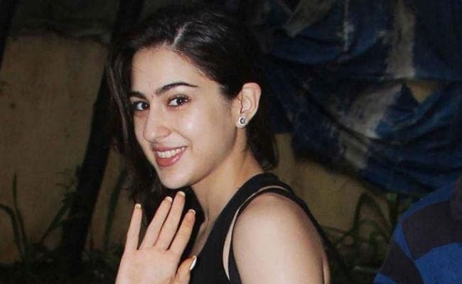 गोविंदा की इस हिट फिल्‍म की रीमेक में वरुण संग नजर आयेंगी सारा अली खान