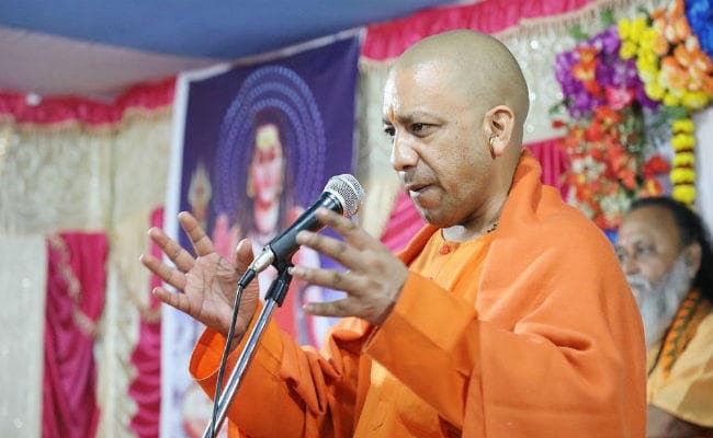 योगी आदित्यनाथ ने कहा, हमने भोजपुरी के विकास के लिए काम किया, रविकिशन और निरहुआ को जितायें