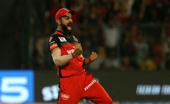 IPL-12 : एबी डिविलिर्स ने यूं उड़ाये गेदबाजों के होश, RCB की जीत से विराट कोहली के चेहरे पर आयी मुस्कान