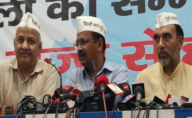 ''आप'' का घोषणा पत्र जारी करते हुए बोले केजरीवाल- भाजपा पूरा कर रही है पाकिस्तान का एजेंडा