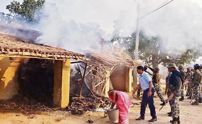 जमुई : युवक की हत्या के बाद आगजनी