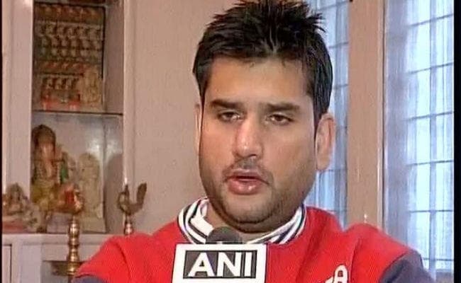 शादी के कुछ दिनों बाद ही अपूर्वा ने रोहित को छोड़ दिया था, बोलीं उज्ज्वला- ‘‘मां का बेटा'''' कहकर...