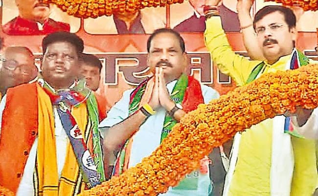 लोकसभा चुनाव : साहिबगंज की सभा में मुख्यमंत्री रघुवर दास ने कहा, संताल से करें झामुमो का सफाया