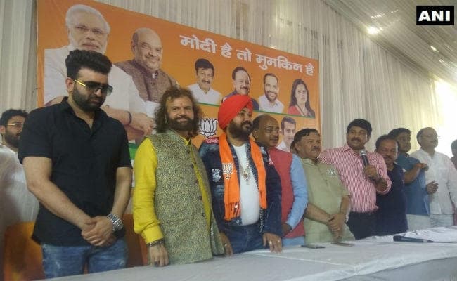Lok Sabha Election 2019: सनी देओल के बाद गायक दलेर मेहंदी भाजपा में शामिल