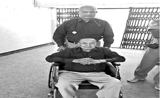 वीआइपी का इलाज करते समय भूल जाओ कि वह काैन है, सिर्फ मरीज समझो