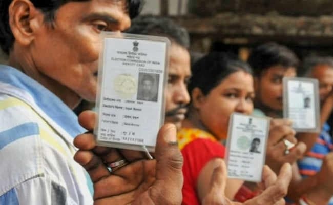 मांडर में 87716 व चान्हो में 69604 मतदाता डालेंगे वोट