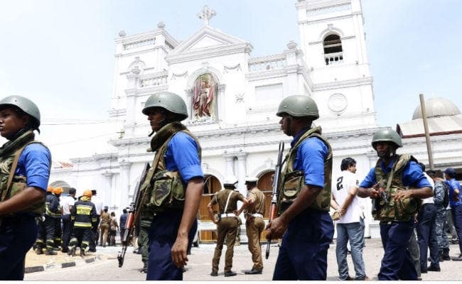 श्रीलंकाई सैनिकों ने IS के दो संदिग्ध बंदूकधारियों को मार गिराया