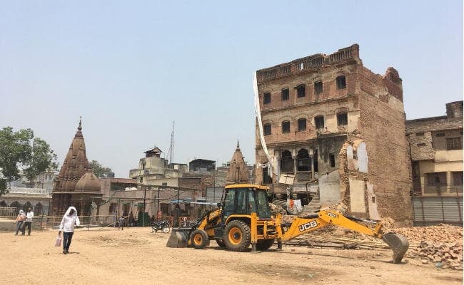 Ground Report: बनारस के टूटने और काशी विश्वनाथ कॉरिडोर के बनने की कहानी