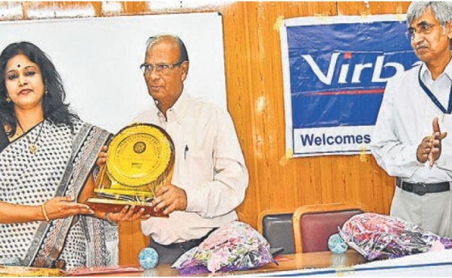 पटना : पशु चिकित्सकों के खाली पदों को जल्द भरा जायेगा, पशुपालन में इस साल 15% बढ़ोतरी की संभावना : विजय लक्ष्मी