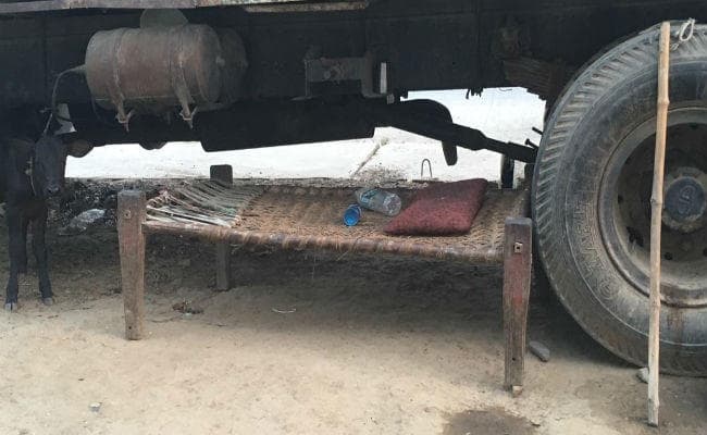 चंदौली लोकसभा : दलितों की झोपड़पट्टी तक नहीं पहुंचा विकास, ना बिजली, ना पानी और ना ही शौचालय