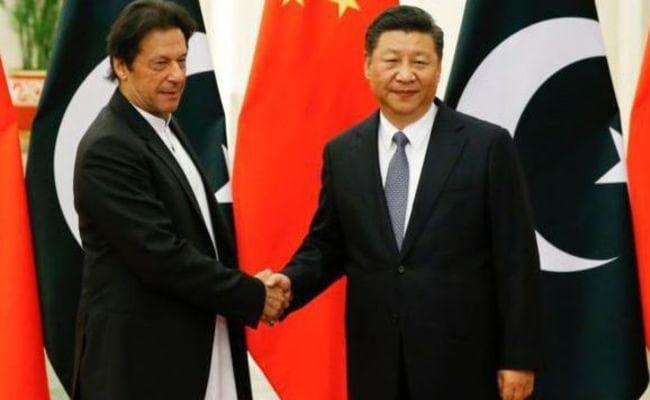 इमरान से मिले जिनपिंग, कहा - भारत-पाकिस्तान संबंध सुधारने की दिशा में कदम उठायें