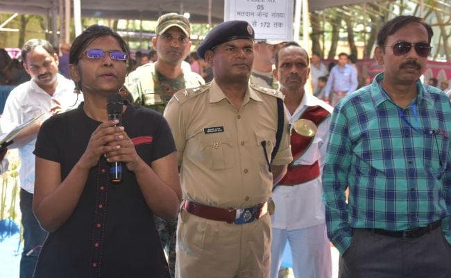 लोहरदगा लोकसभा सीट के लिए मतदान 29 को, उपायुक्त ने कहा- सुरक्षा को लेकर कोई लापरवाही न बरतें