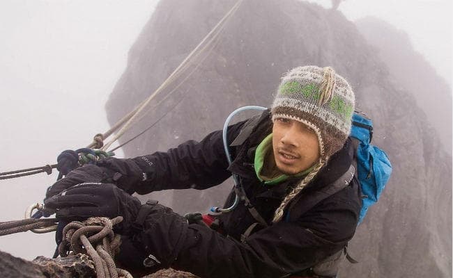 छपरा : सियाचिन ग्लेशियर फतह की तैयारी में लगे पर्वतारोही प्रेम, प्रदूषणमुक्त करने का भी चला रहे अभियान