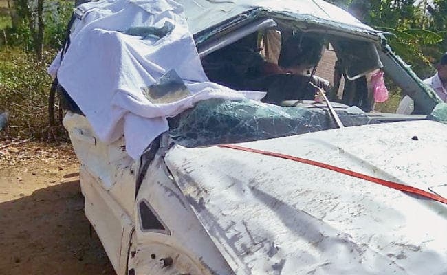 कैमूर : स्कॉर्पियो पलटने से दो की गयी जान, यूपी के आजमगढ़ से कोलकाता जा रहे थे स्कॉर्पियो सवार