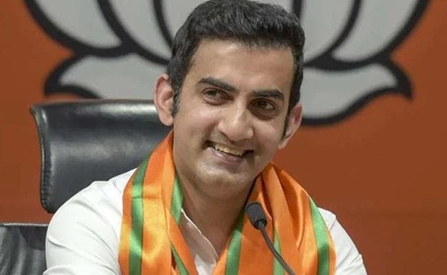 गौतम गंभीर मामले में चुनाव आयोग ने कहा - शिकायत मिलने के बाद ही कार्रवाई होगी